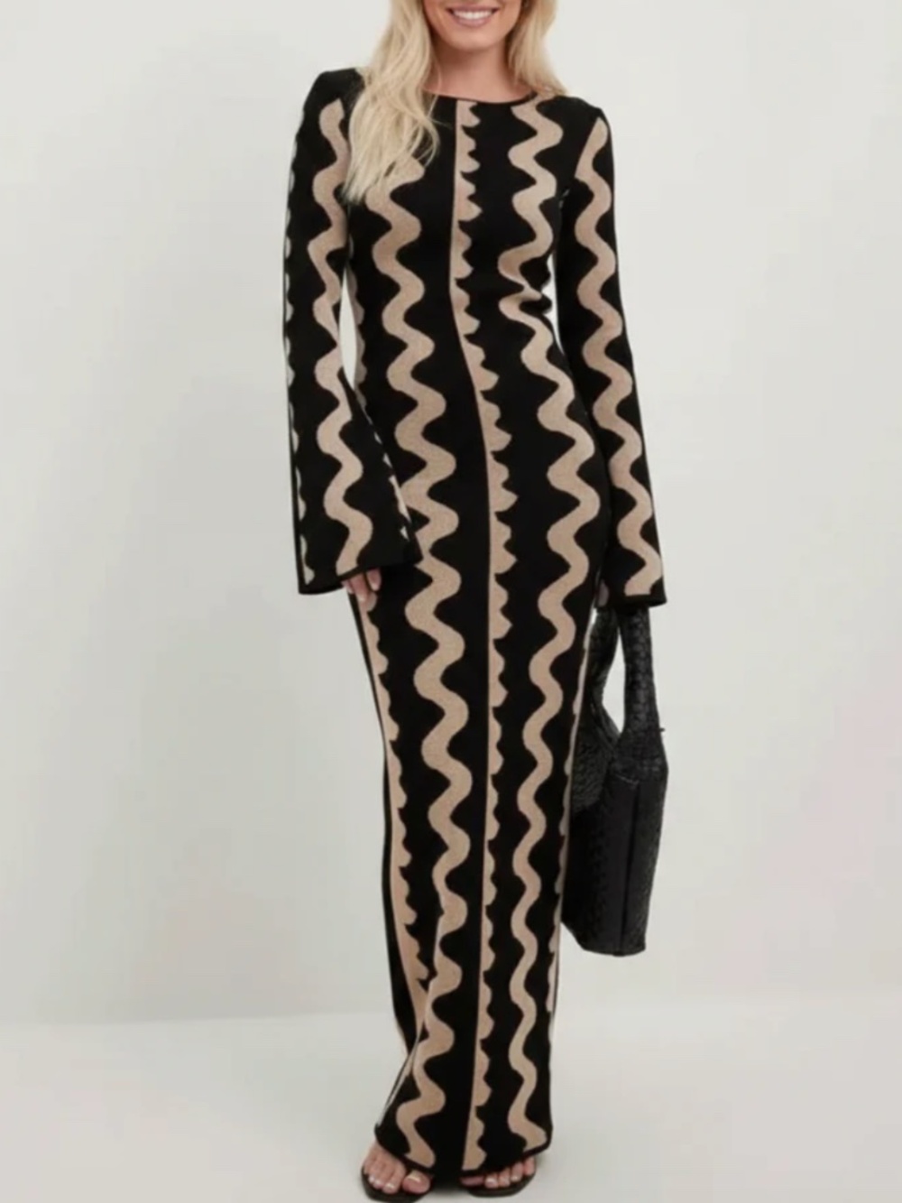 Abstract Long Wide Sleeve Knitted Dress